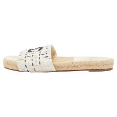Chanel Weiß/Navy Blau Tweed CC Espadrille flache Schiene Größe 39