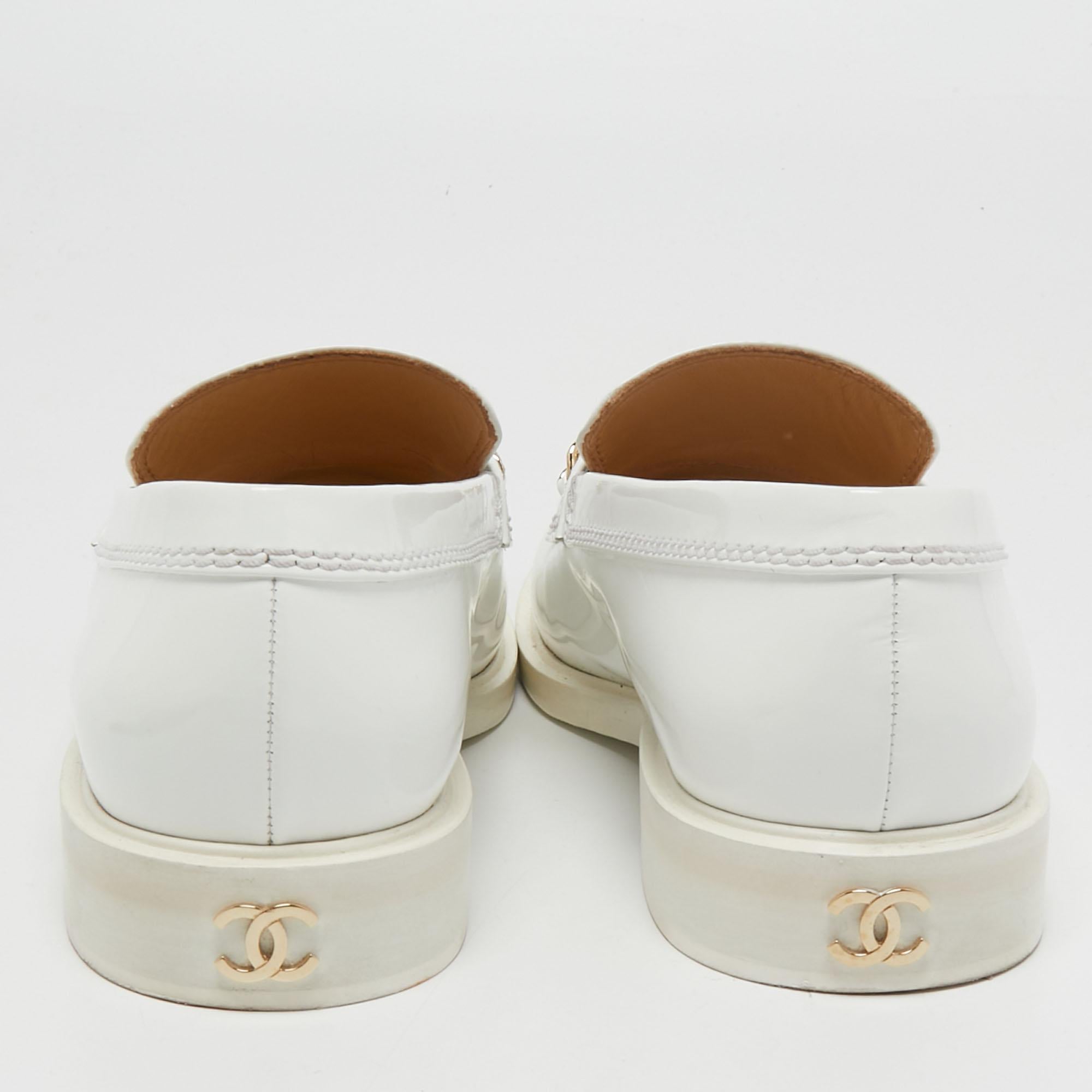 chanel boat shoes