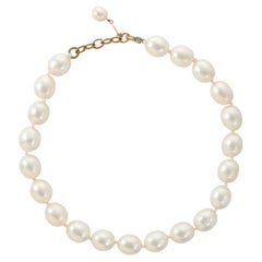 Chanel White Pearl Choker Necklace