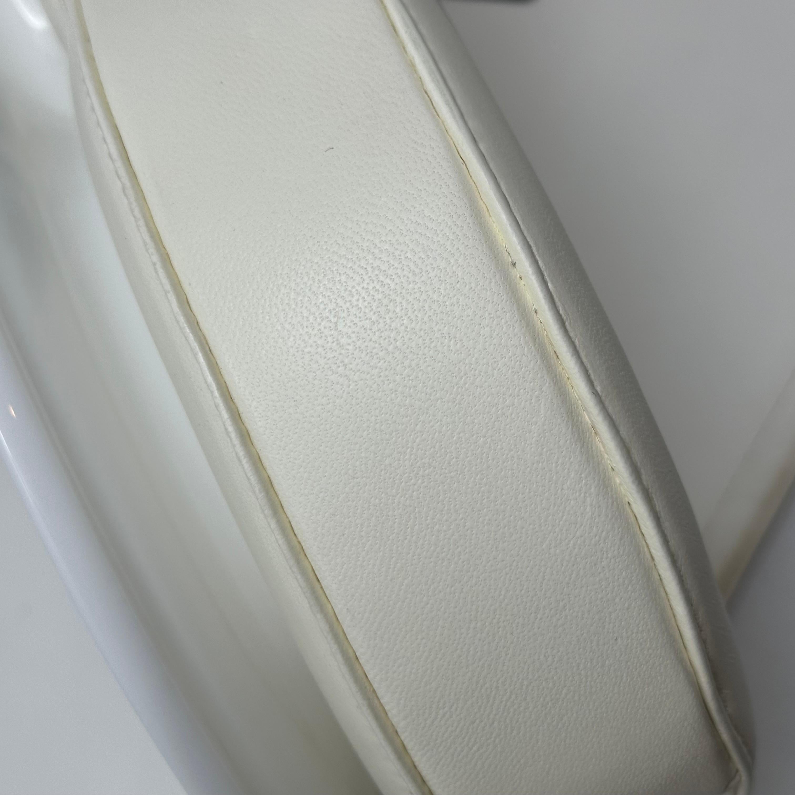 CHANEL White Plexiglass & Calfskin Brasserie Gabrielle Double Plates Clutch 9