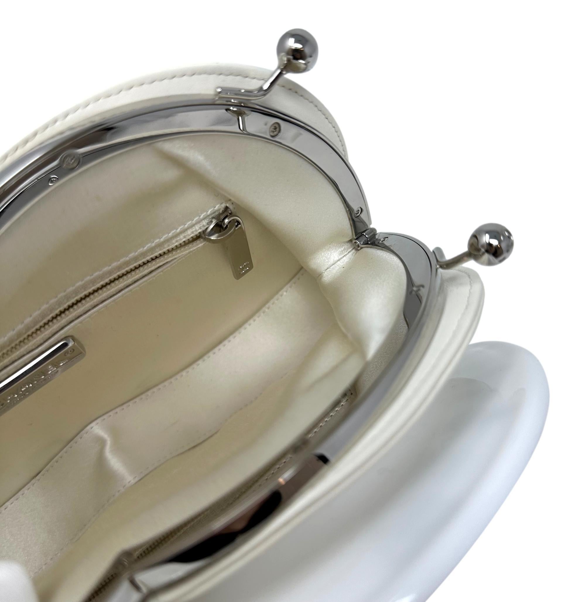 CHANEL White Plexiglass & Calfskin Brasserie Gabrielle Double Plates Clutch 3