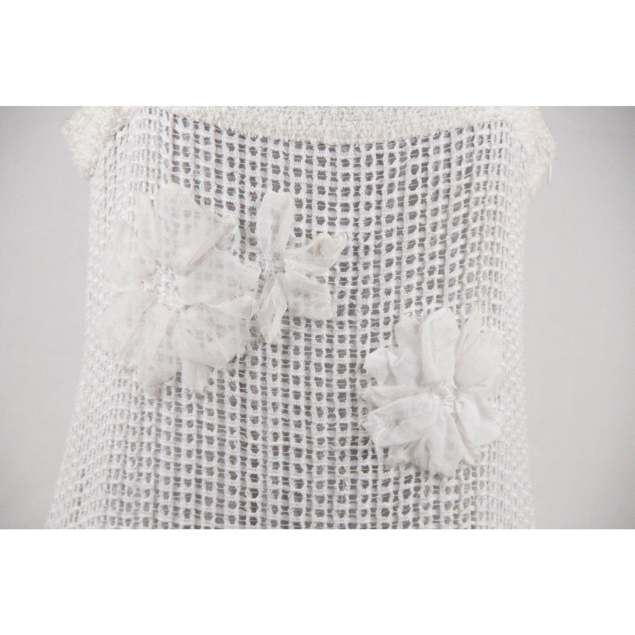 Description Chanel White Pure Cotton Sleeveless Shift Dress - Flower appliques on the front - Fringed Hem - 100% Cotton lining. Fabric / Material: 100% Cotton. Color / Effect: White / perforated fabric fully lined. Main closure: Side zip closure.