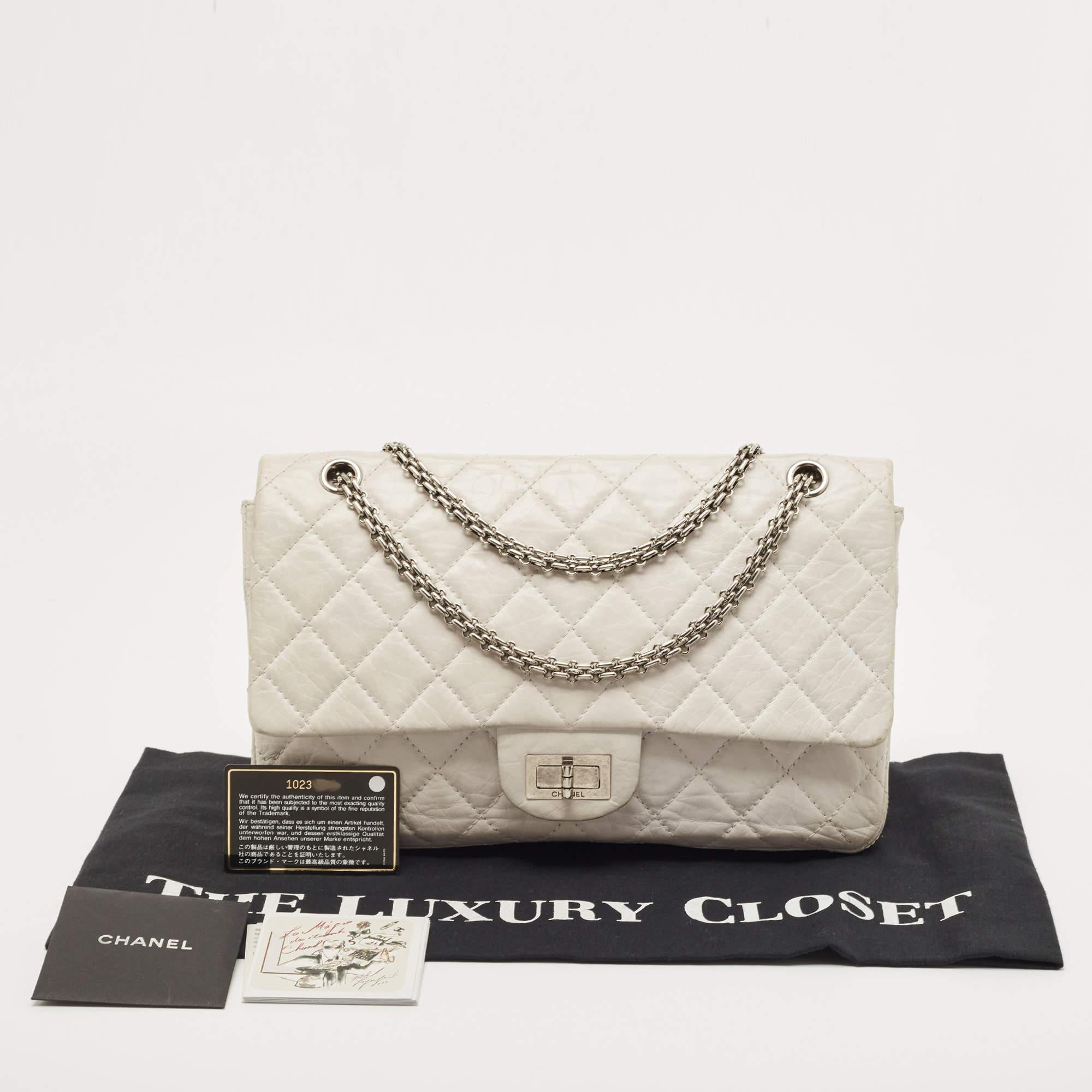 Chanel White Quilted Aged Leather Reissue 2.55 Classic 227 Flap Bag For Sale 8