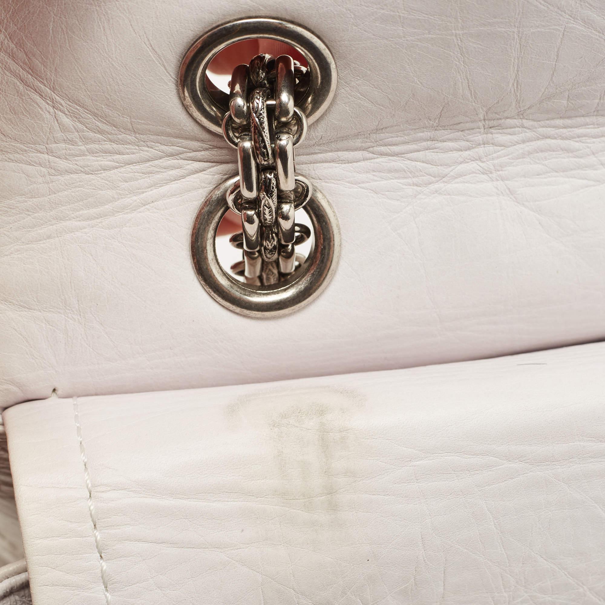 Chanel Weißes, gestepptes, gealtertes Leder Reissue 2.55 Classic 227 Klappentasche 2