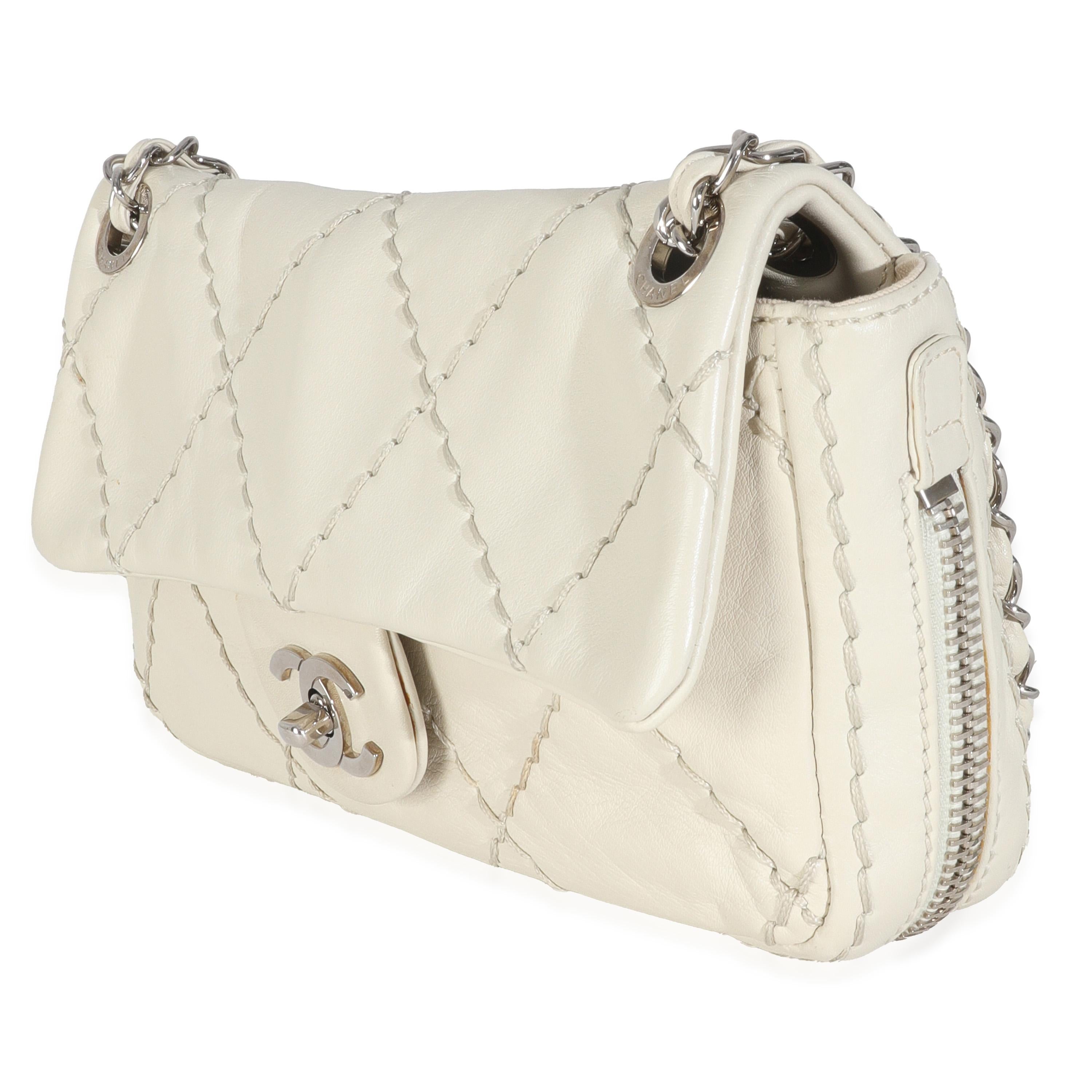 Women's or Men's Chanel White Quilted Calfskin Small Ultra Stitch Flap Bag For Sale