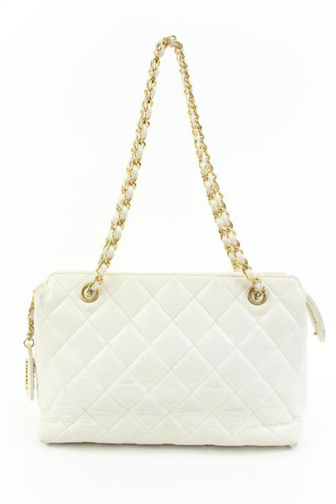 Chanel White Quilted Caviar Gold Chain Shoulder Bag 6ca516 For Sale 2
