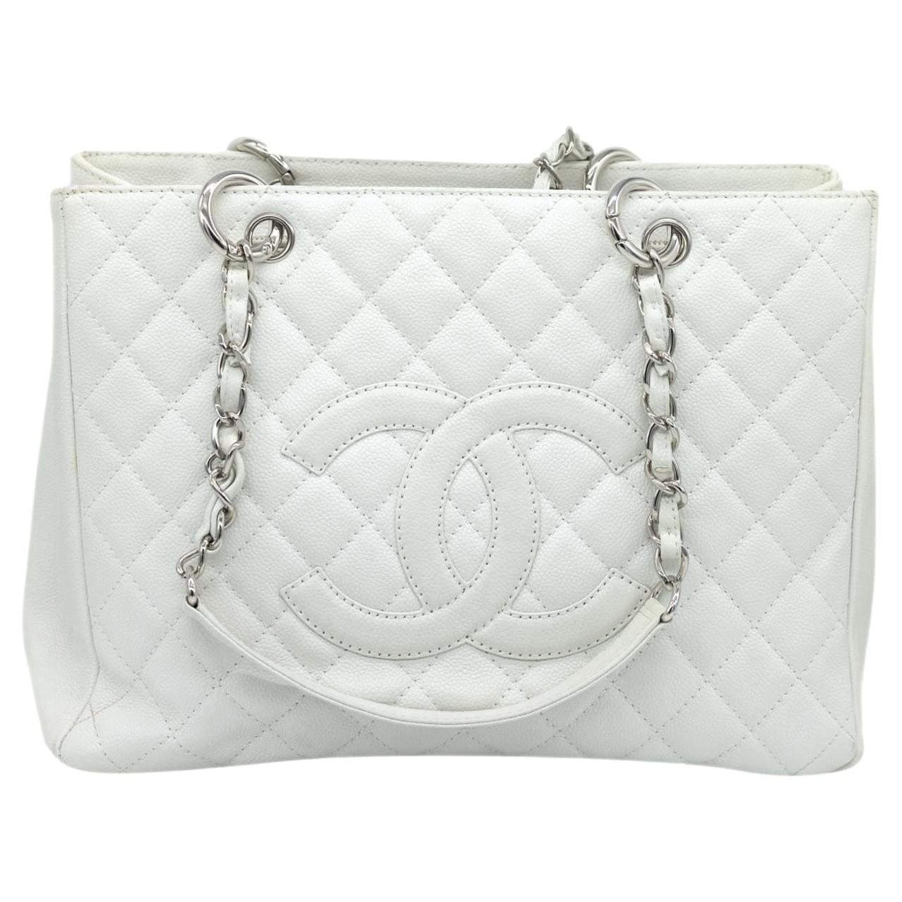 black and white chanel purse