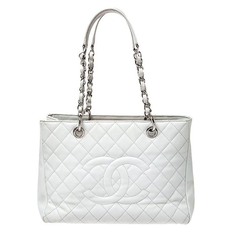 Chanel White Quilted Caviar Leather Grand Shopper Tote For Sale at