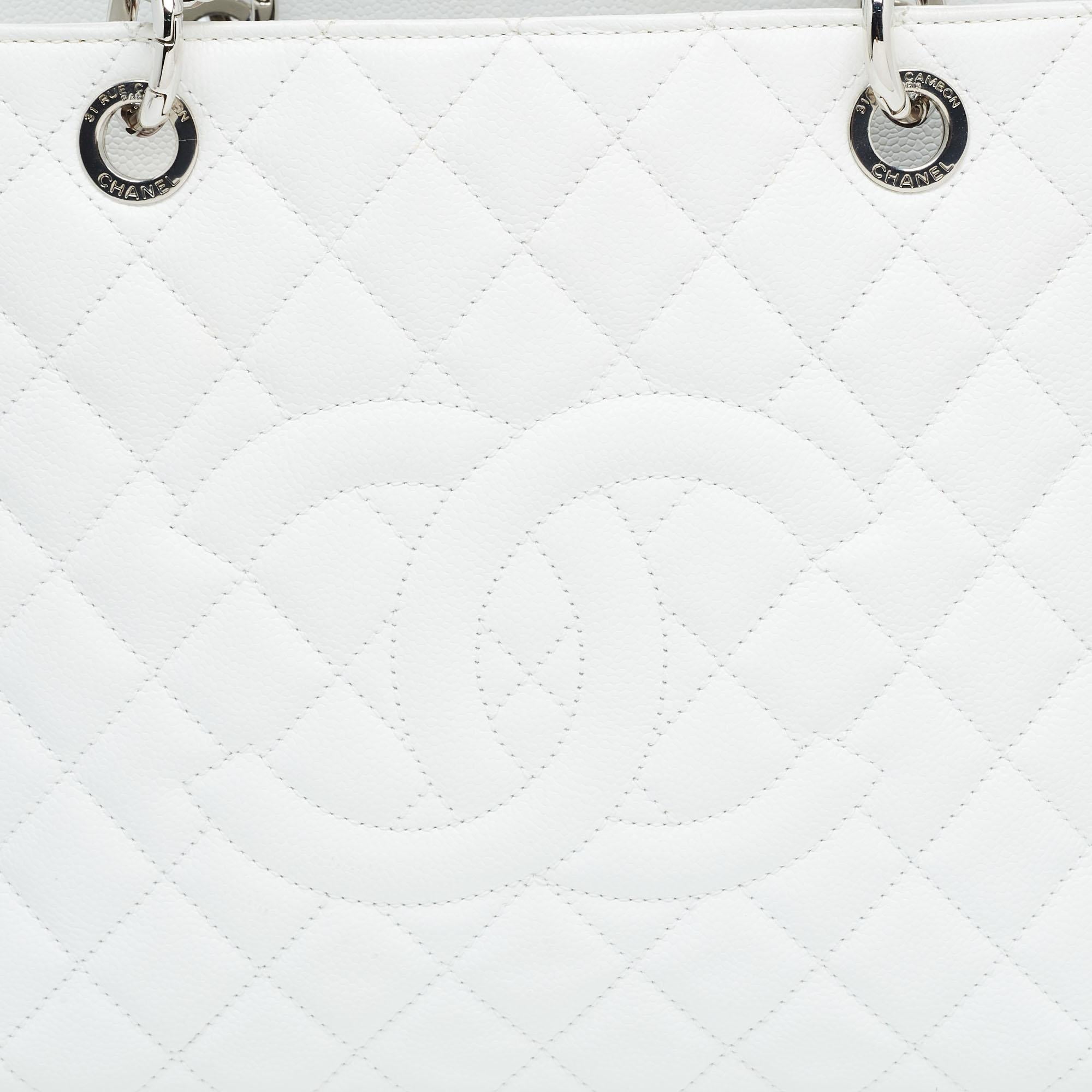 Chanel White Quilted Caviar Leather Grand Shopping Tote For Sale 6