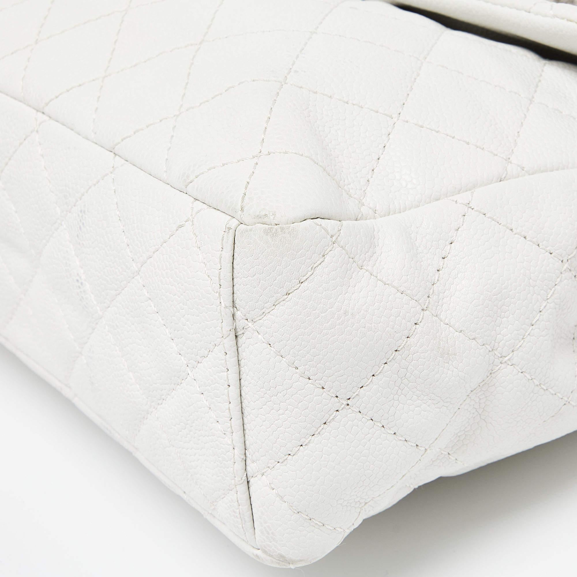 Chanel White Quilted Caviar Leather Maxi Vintage Classic Single Flap Bag For Sale 2