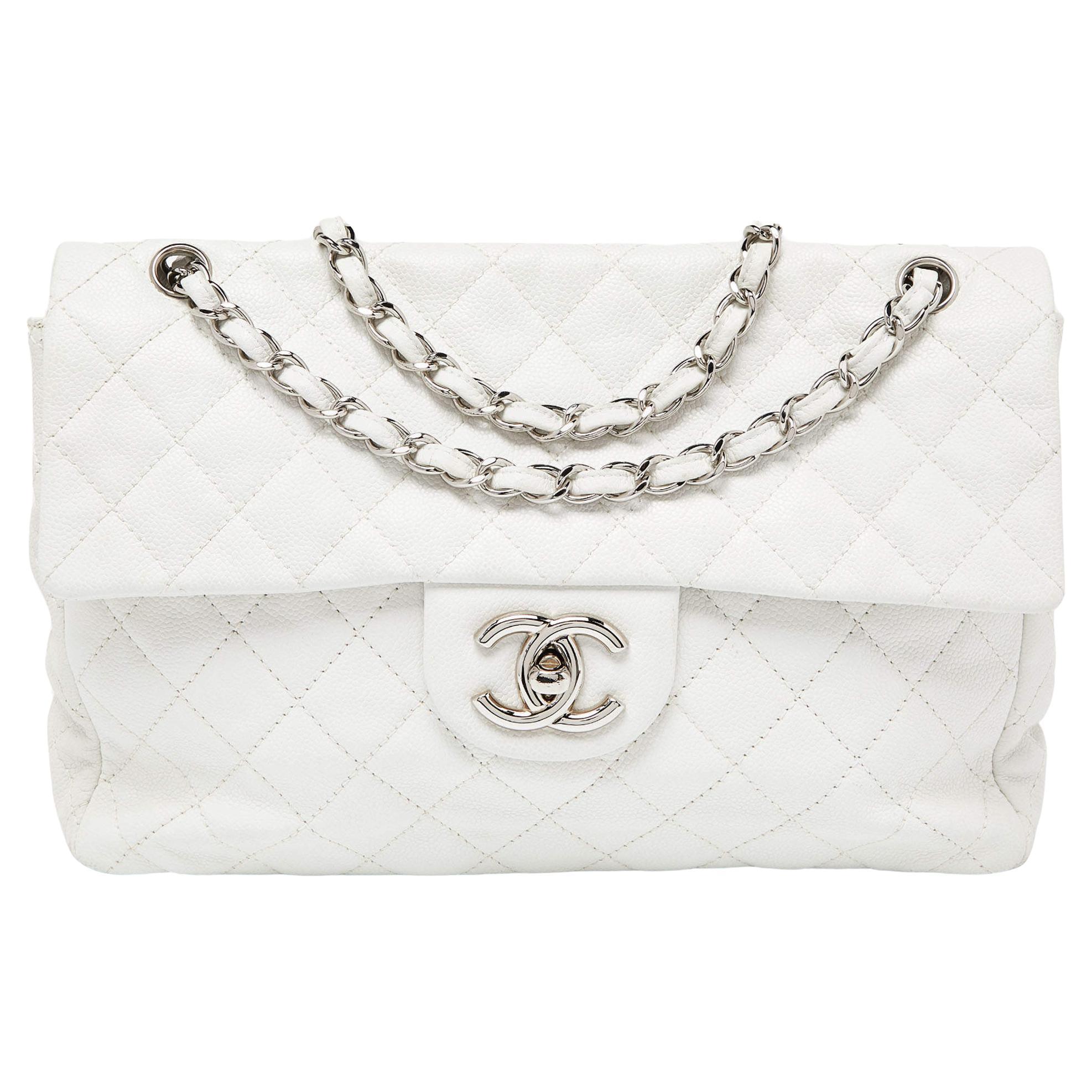 Chanel White Quilted Caviar Leather Maxi Vintage Classic Single Flap Bag For Sale
