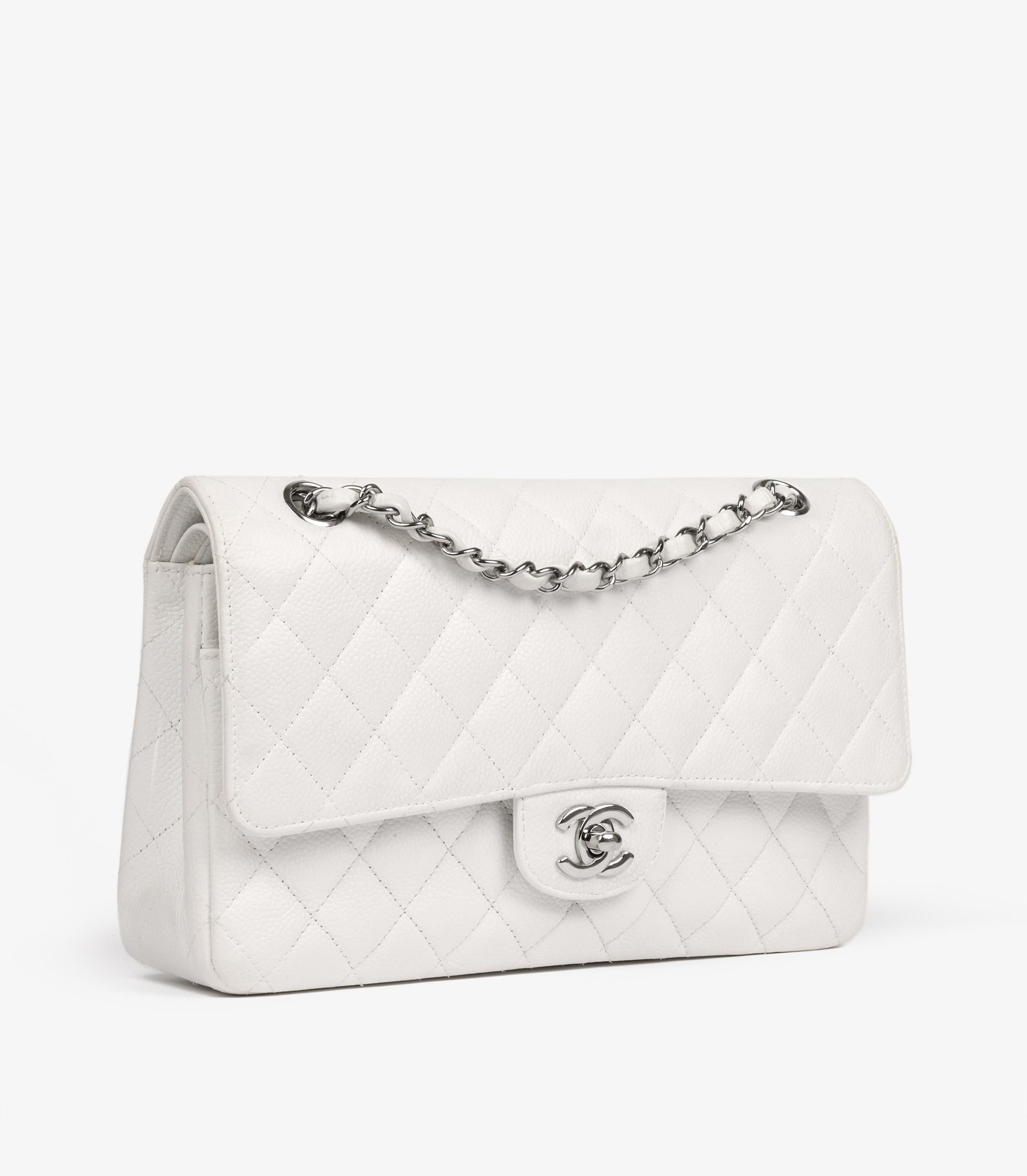 Chanel White Quilted Caviar Leather Medium Classic Double Flap Bag (Weiß) im Angebot