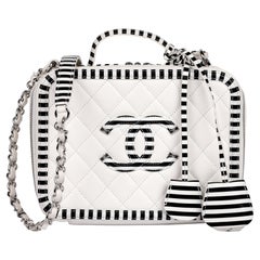 CHANEL White Quilted Caviar Leather Medium Filigree Vanity Case