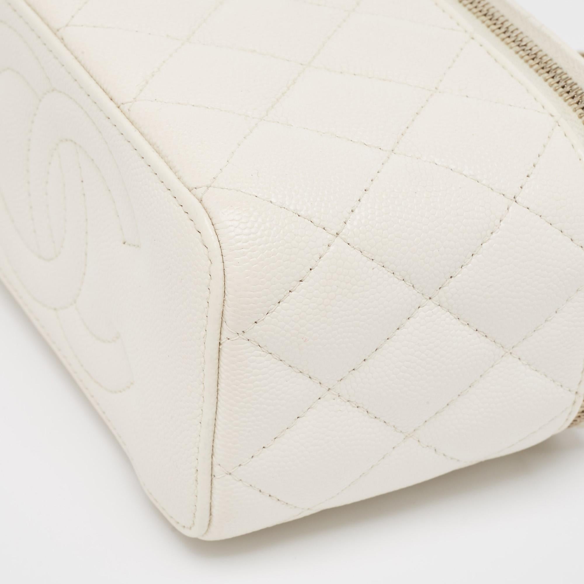 Women's Chanel White Quilted Caviar Leather Small CC Vanity Case Bag