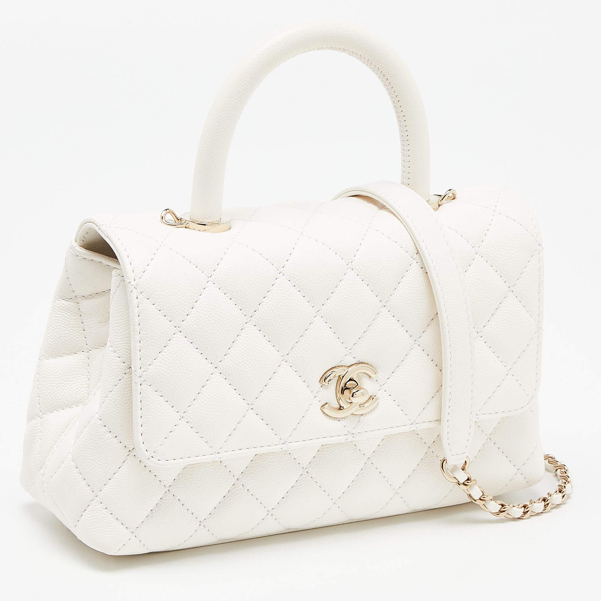 Chanel Weiße gesteppte kleine Coco Top Handle Bag aus Leder in Kaviar im Zustand „Hervorragend“ in Dubai, Al Qouz 2