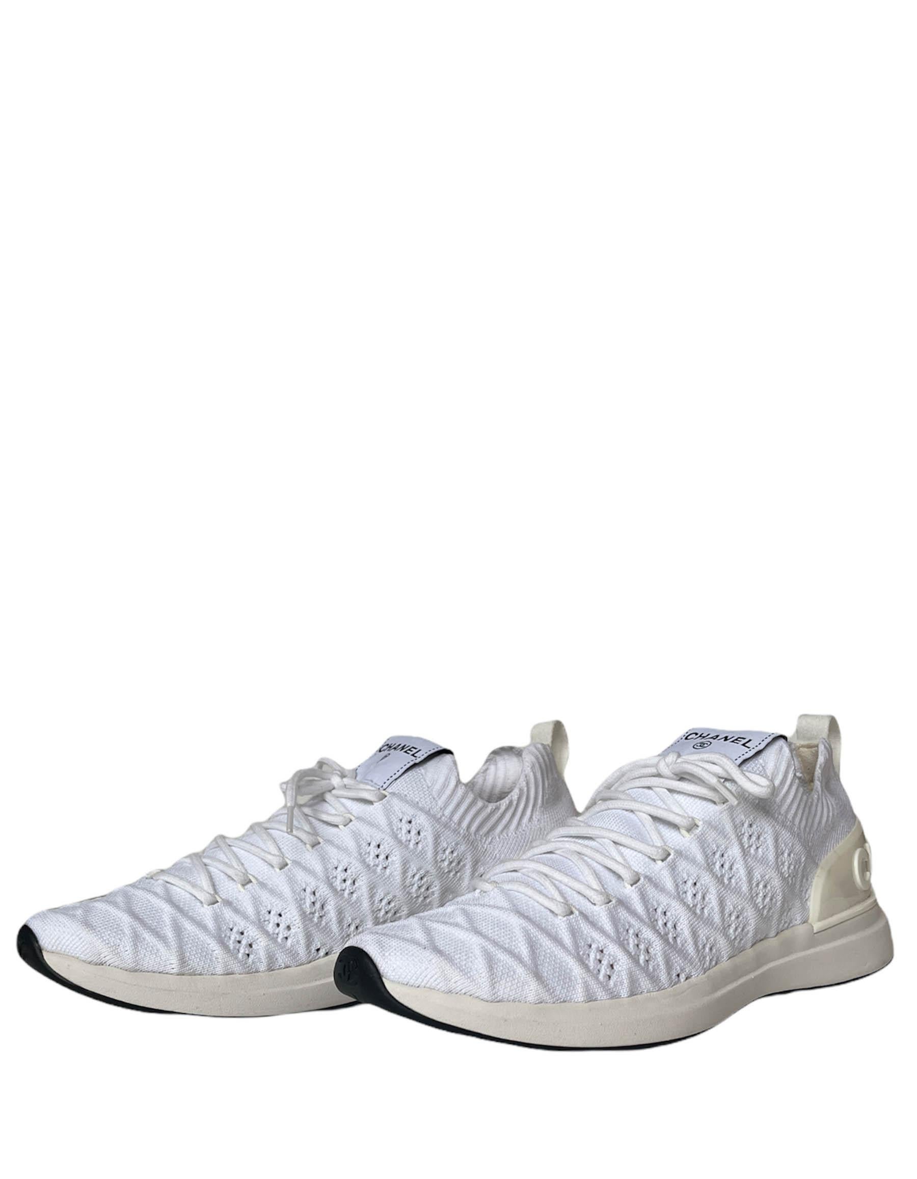 De las mujeres Chanel Blanco Acolchado Punto Calcetín Low Top Athletic Sneakers sz 38.5