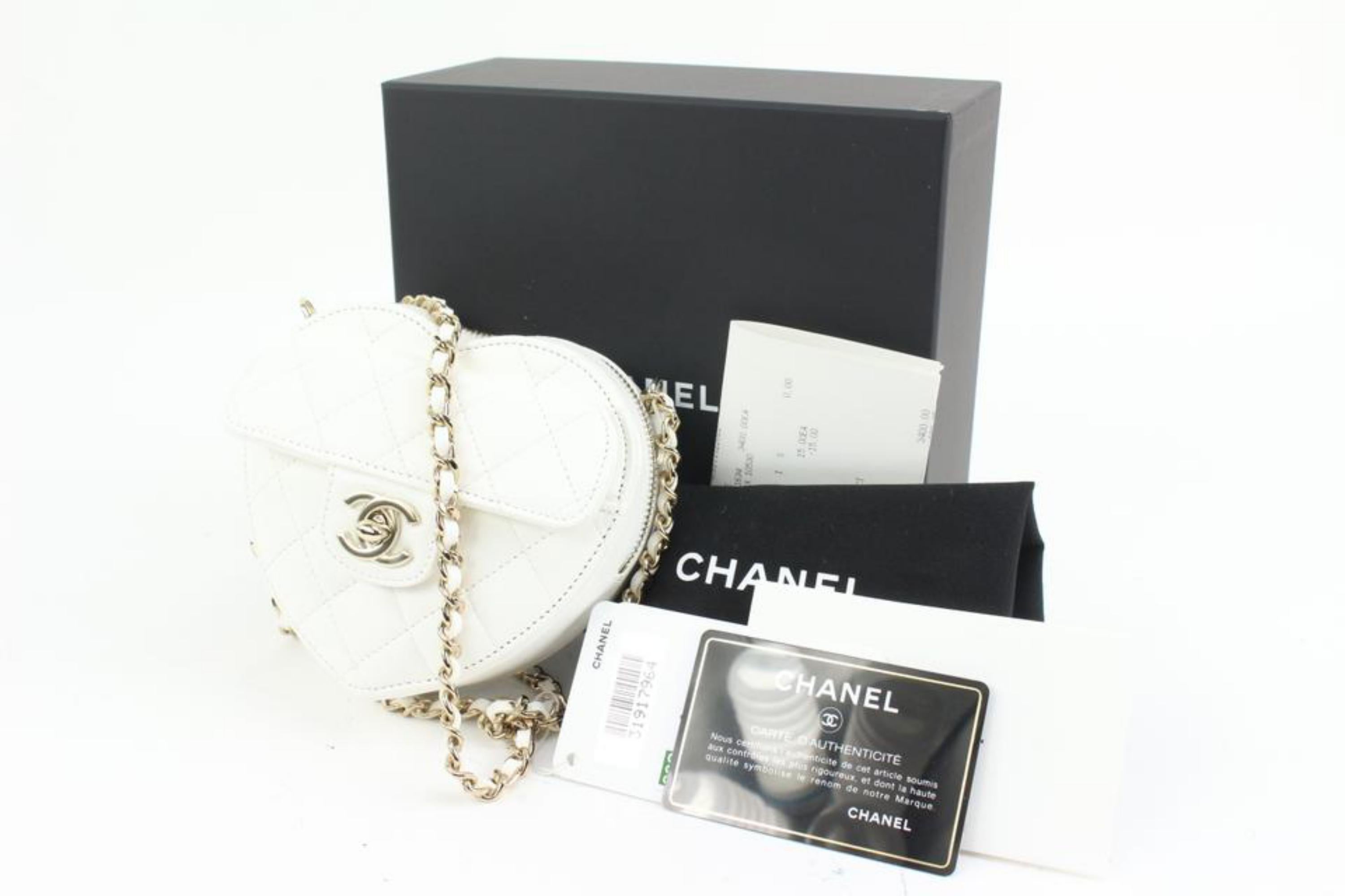 Chanel White Quilted Lambskin CC in Love Heart Bag Clutch on Chain 26cz420s
Date Code/Serial Number: 31917694
Made In: France
Measurements: Length:  5.1