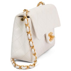 CHANEL Sac porté épaule MINI SQUARE en cuir blanc matelassé 1997-1999