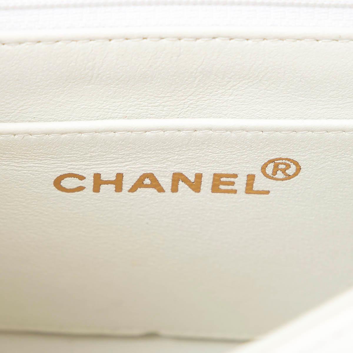 CHANEL white quilted leather 1997-1999 MINI SQUARE FLAP Shoulder Bag 3
