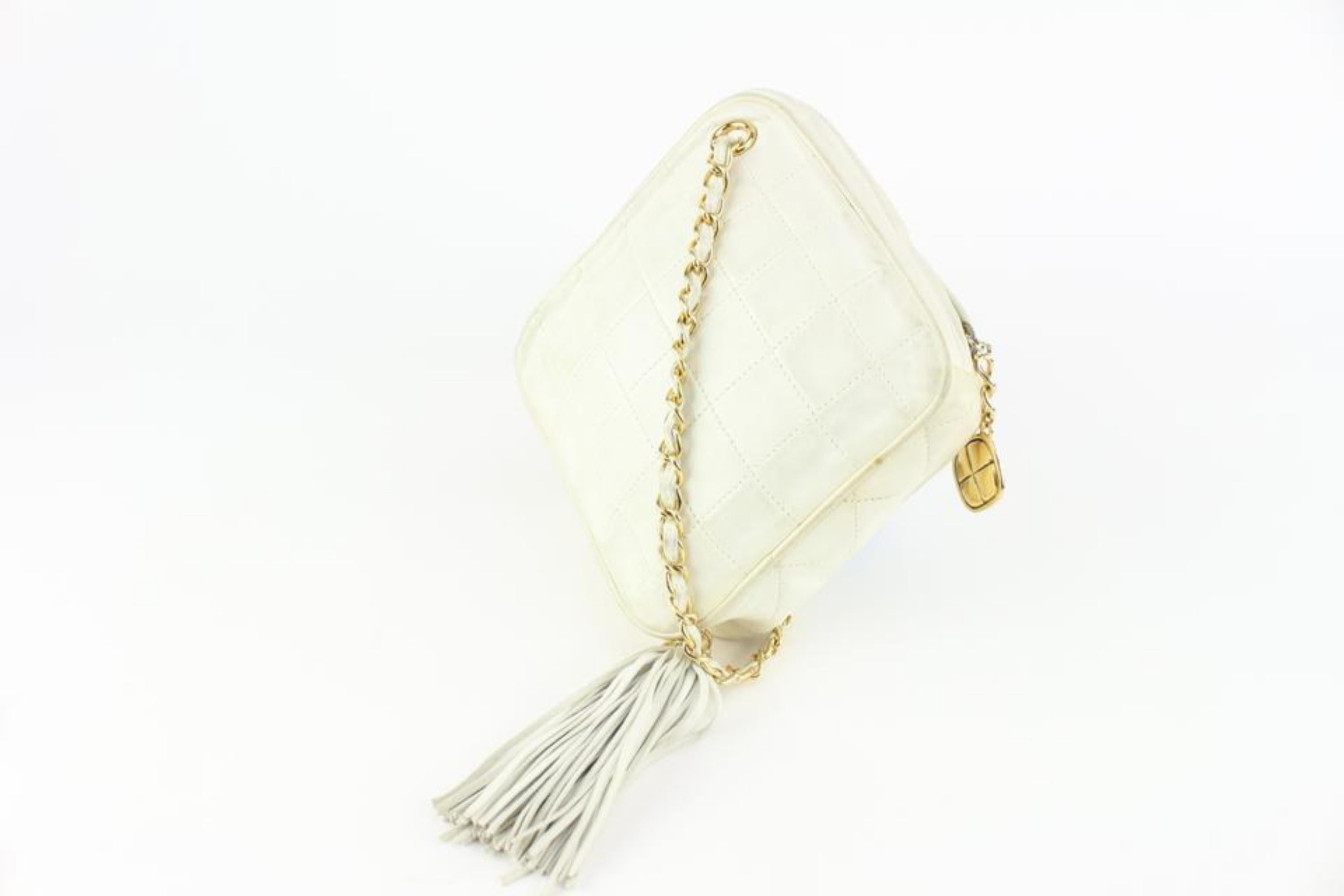 Chanel White Quilted Leather Diamond Clutch on Chain Tassel Bag 1123c30 For Sale 7