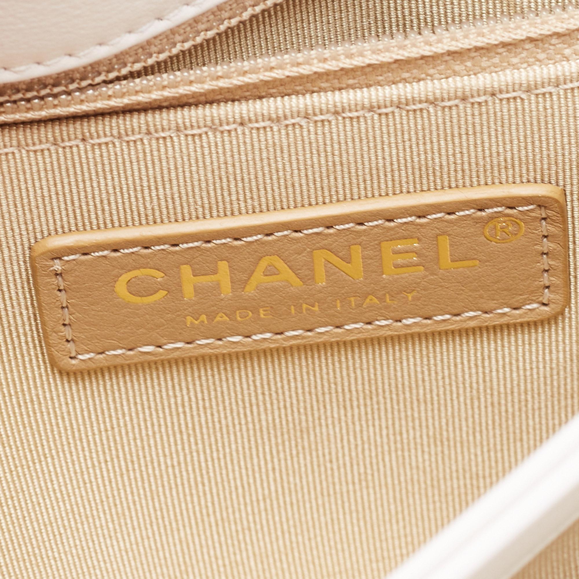 Chanel White Quilted Leather Enchained Chain Clutch 3