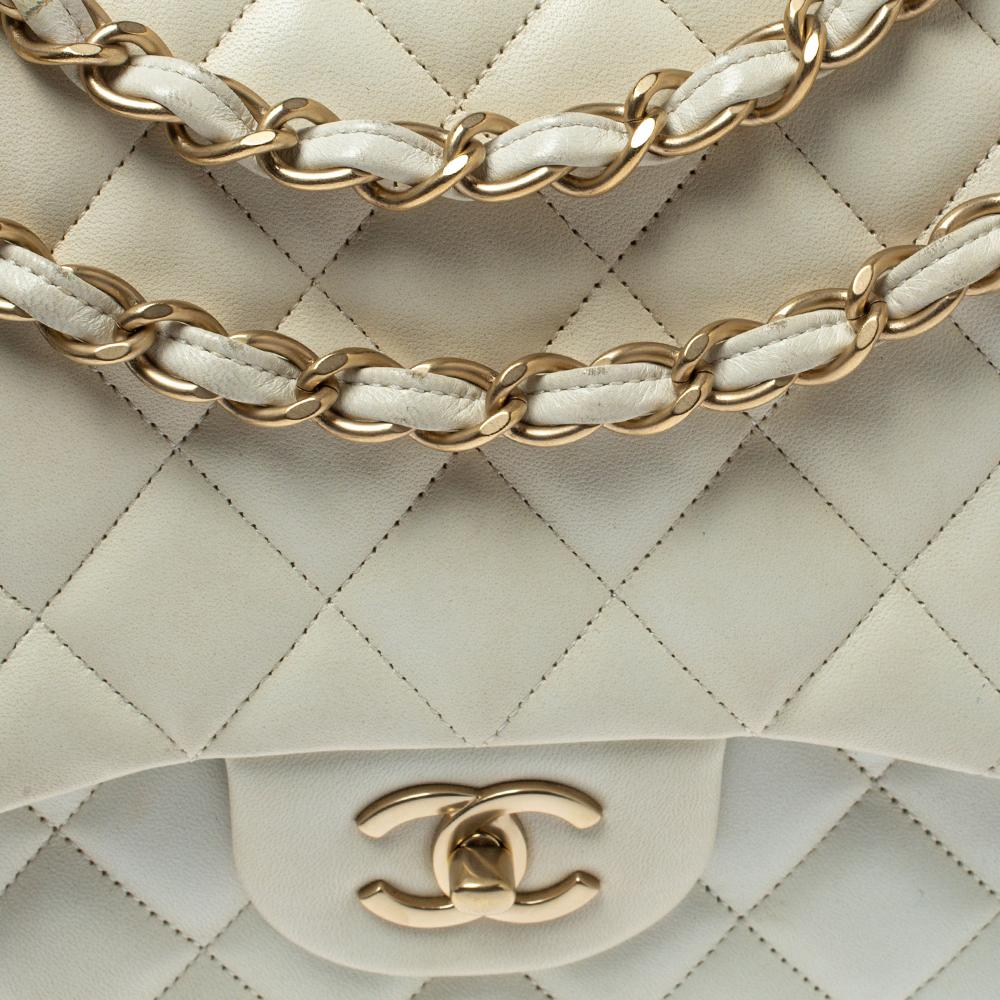 Chanel White Quilted Leather Jumbo Classic Double Flap Bag 5