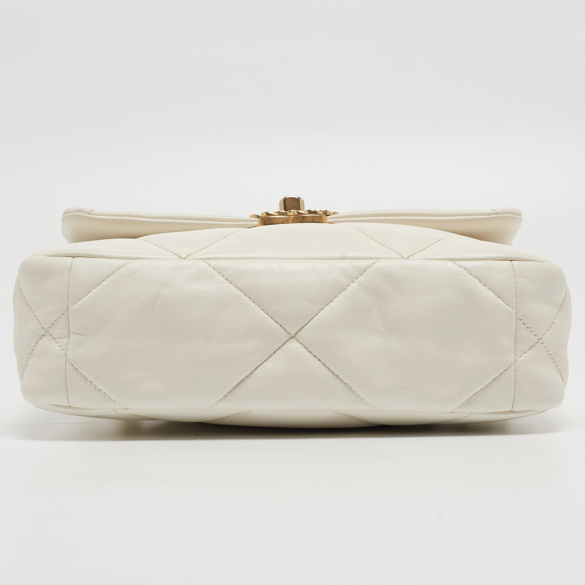 Chanel White Quilted Leather Small 19 Flap Bag 6