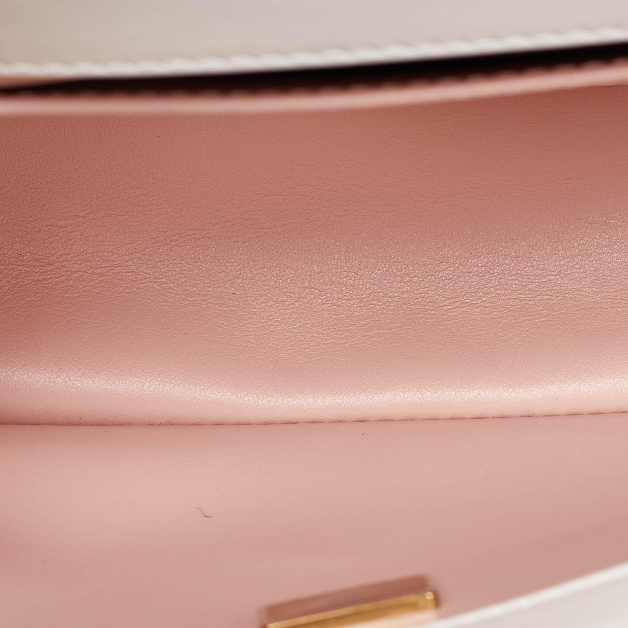 Chanel White Quilted Leather Small Flap Shoulder Bag 3