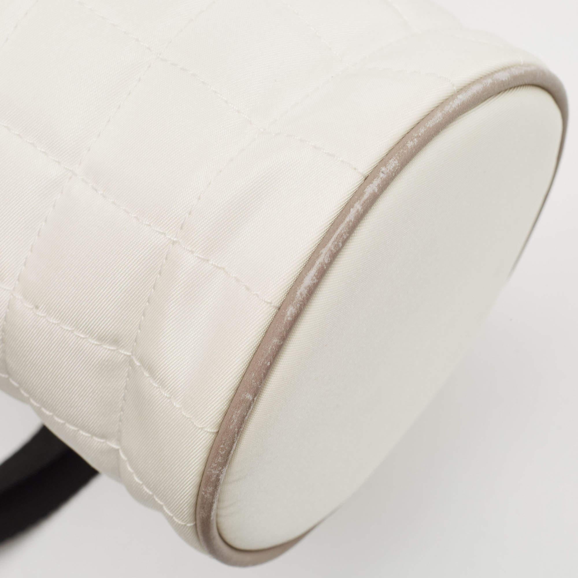 Chanel White Quilted Nylon Sport Line Bottle Holder For Sale 3