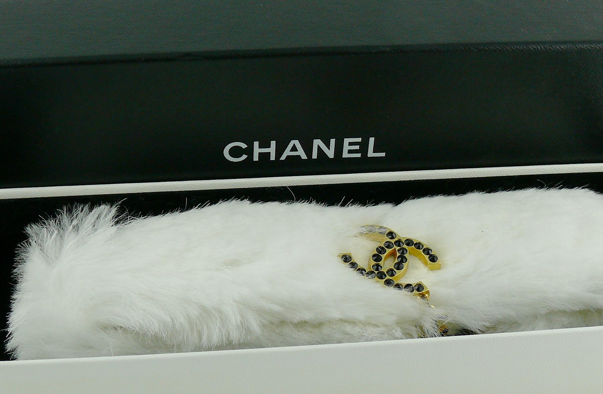 Chanel White Rabbit Fur Jewelled CC Choker Necklace 3