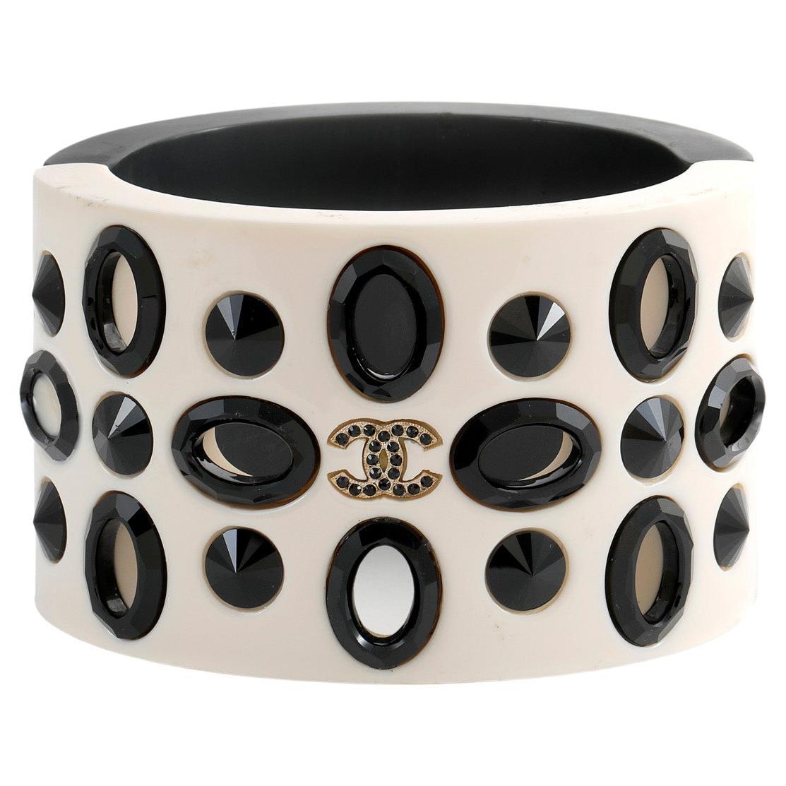 Chanel White Resin and Crystal Magnetic Hinged Cuff 