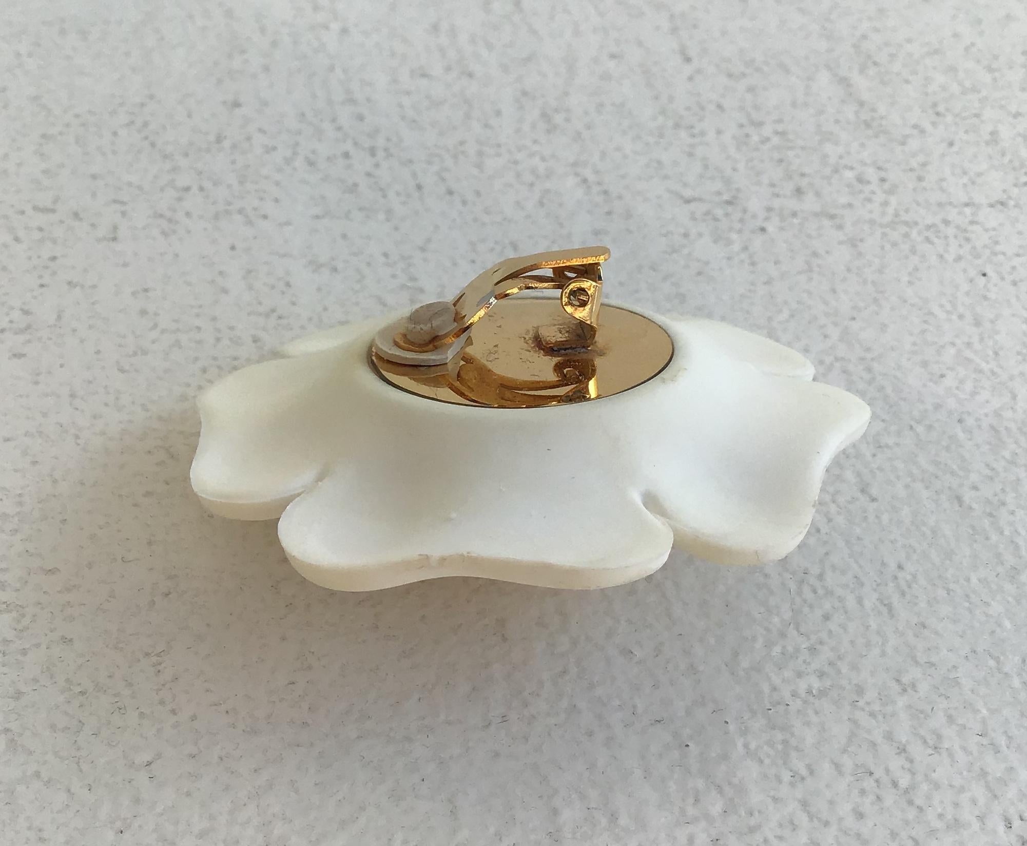 Chanel White Resin Flower Clip on Earrings 1