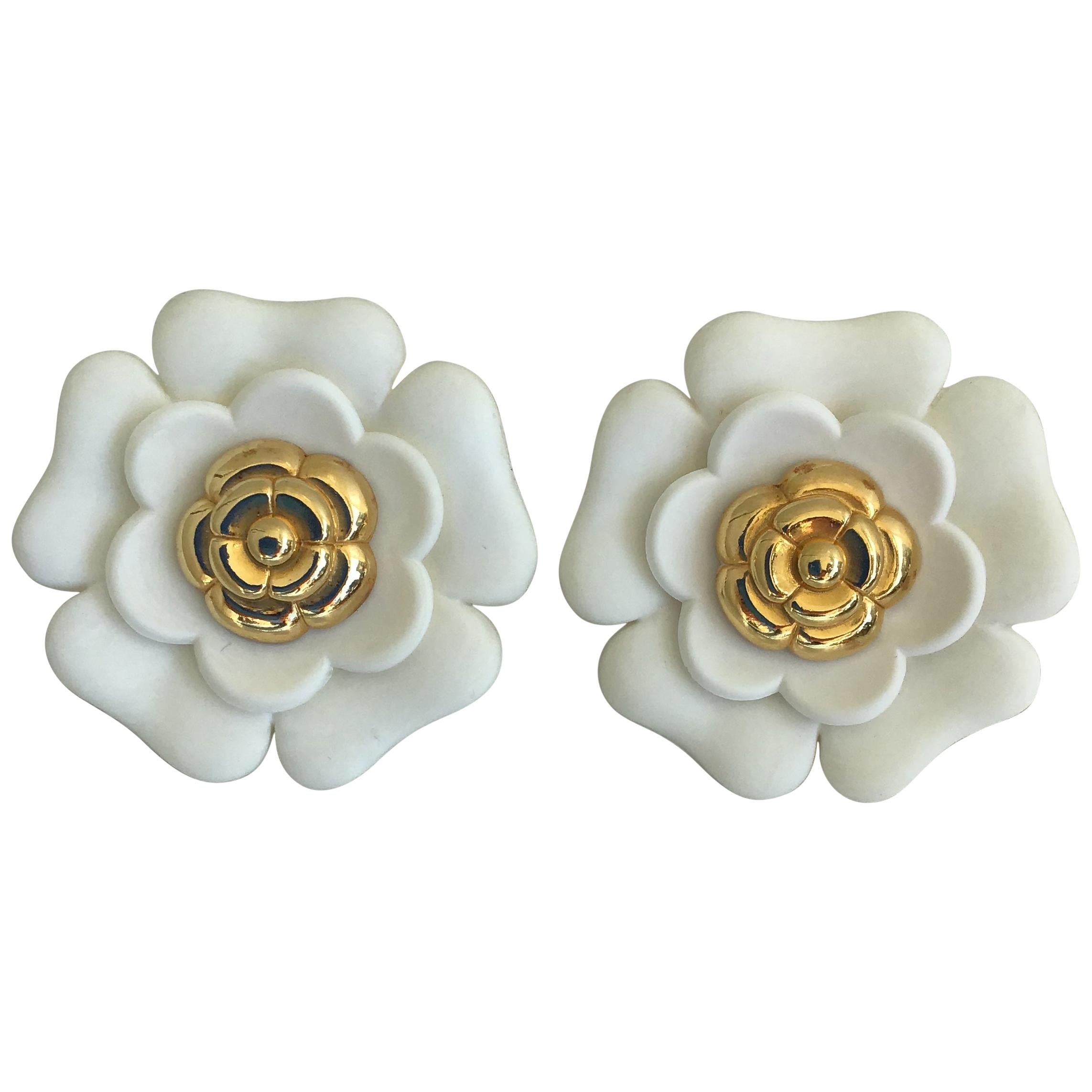 Chanel White Resin Flower Clip on Earrings