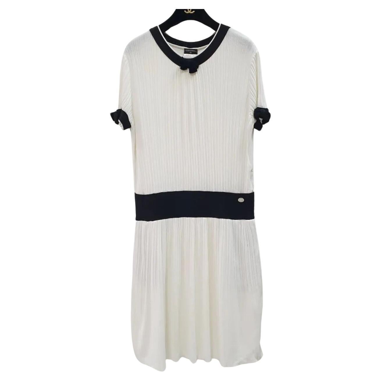 Chanel White Rib Knit Contrast Trim Detail Mini Dress