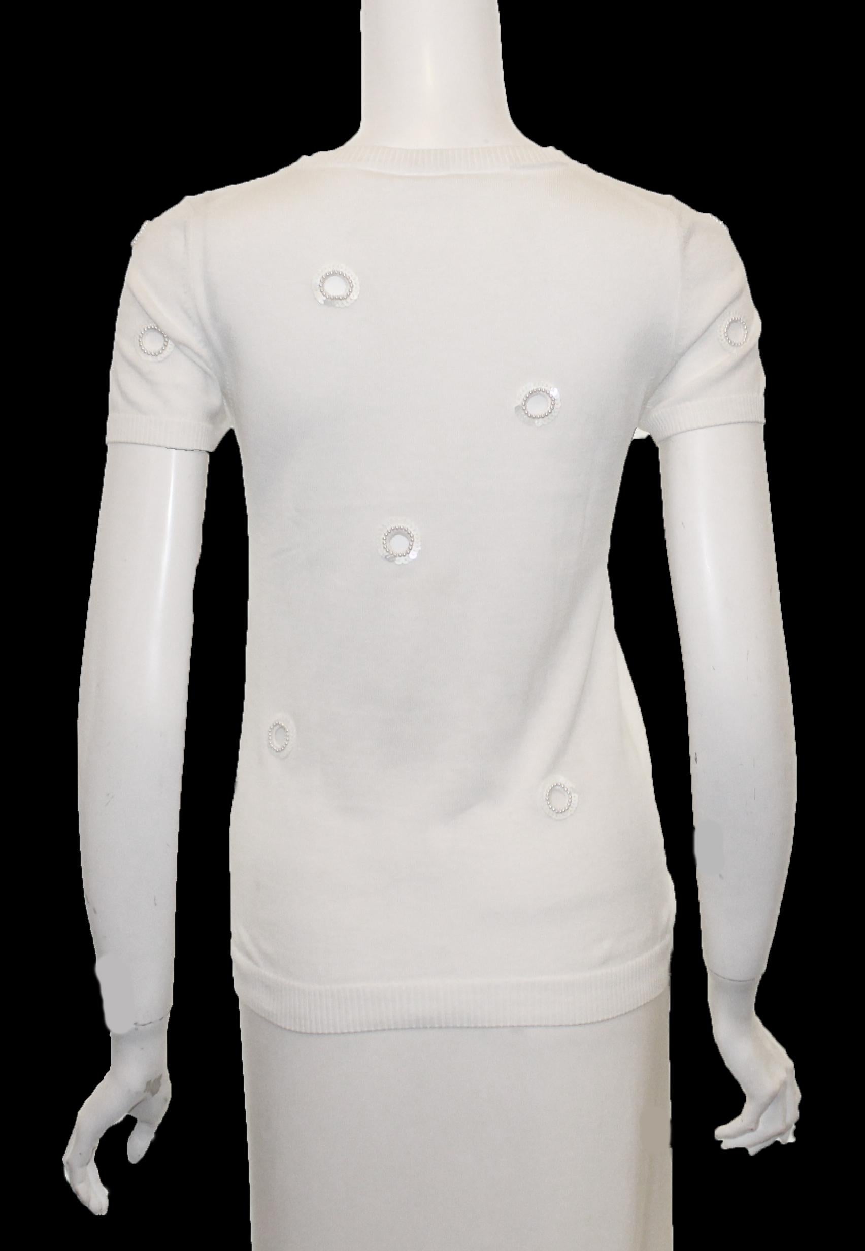 Chanel White Round Neckline Short Sleeve Top 2008  Spring Collection 1