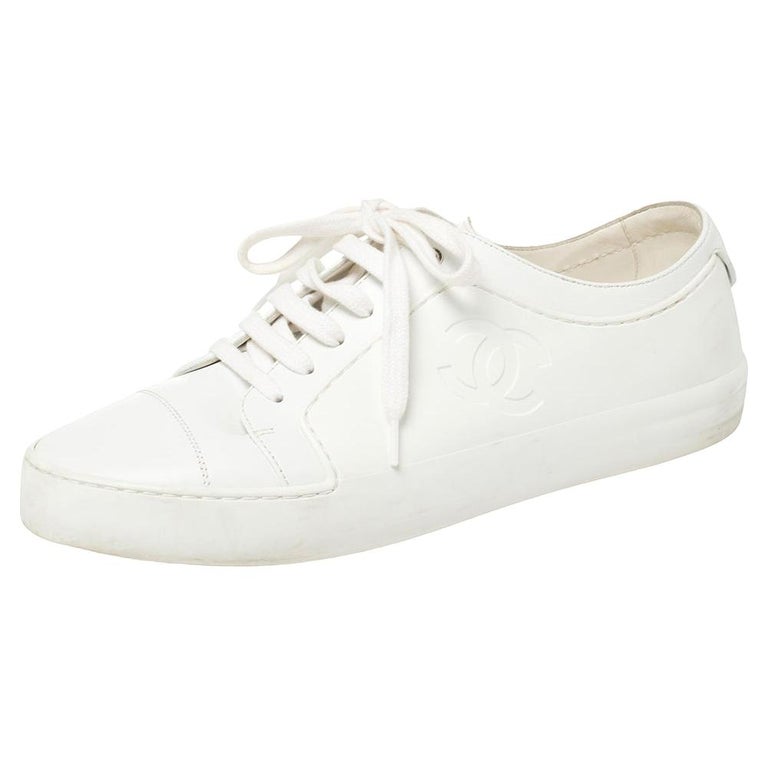 Chanel White Rubber And Leather CC Lace Up Sneakers Size 40 at 1stDibs