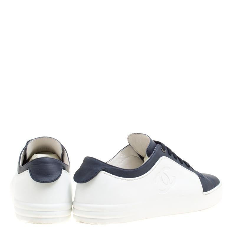 chanel low top trainer cc white navy