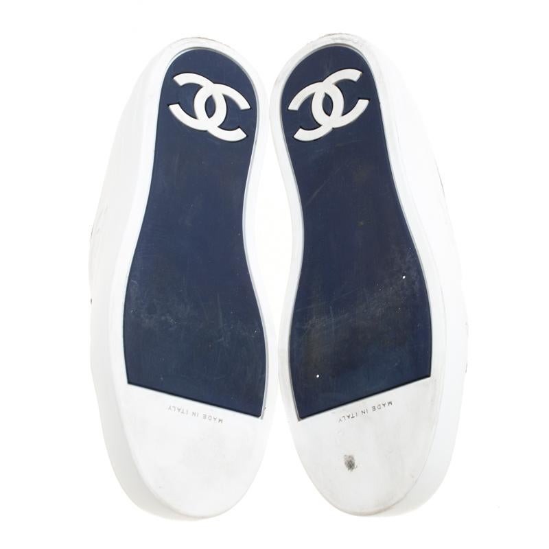 chanel rubber shoes white