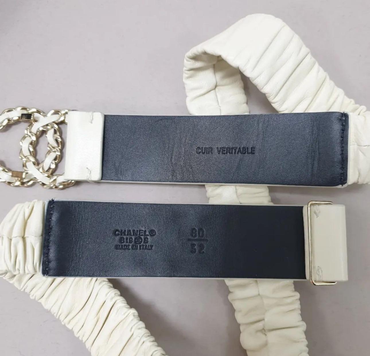 Women's Chanel White Ruched Leather Belt For Sale