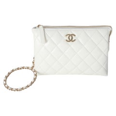 Chanel White Shiny Crumpled Quilted Calfskin Clutch Bag