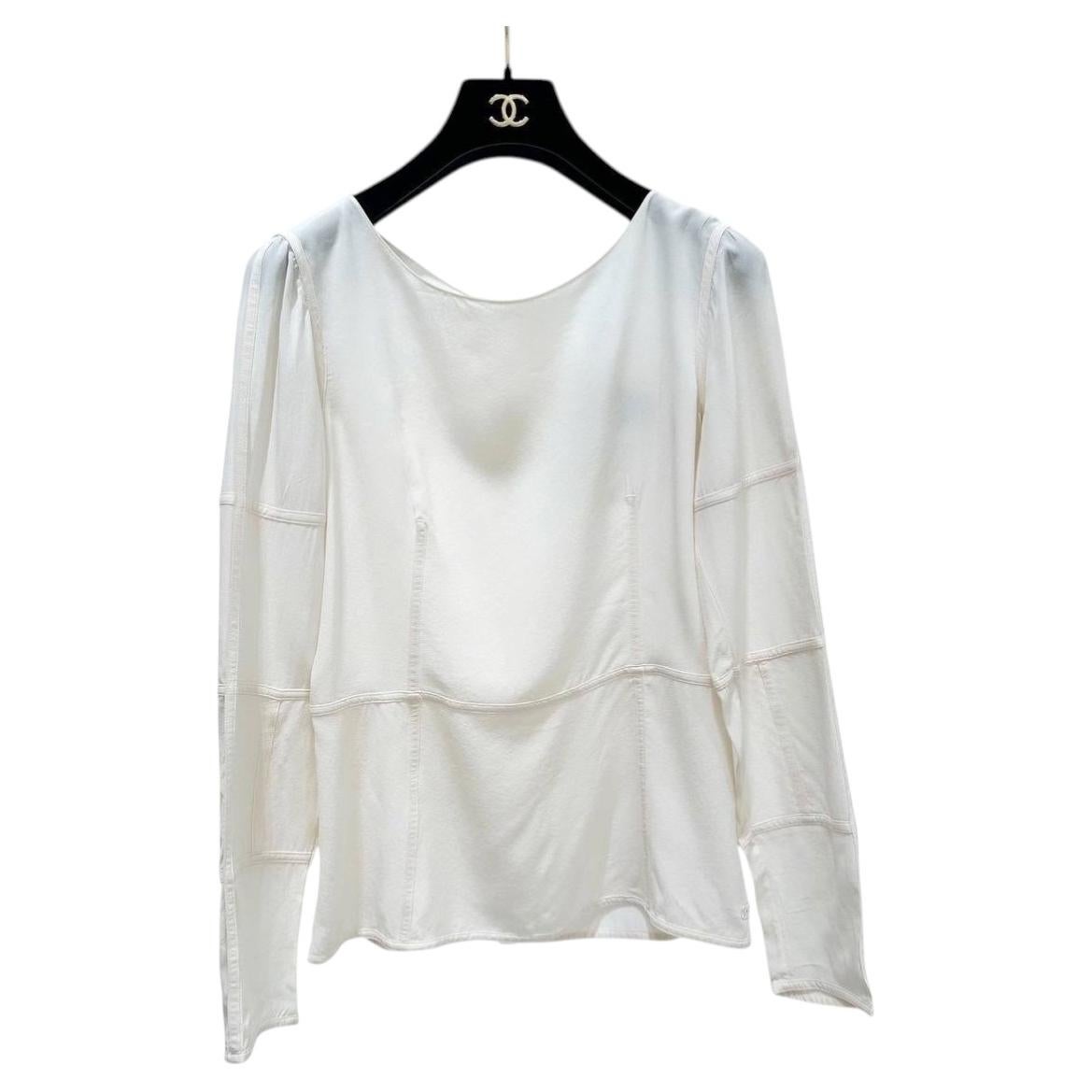 Chemisier à manches longues en soie blanche de Chanel Sz.38