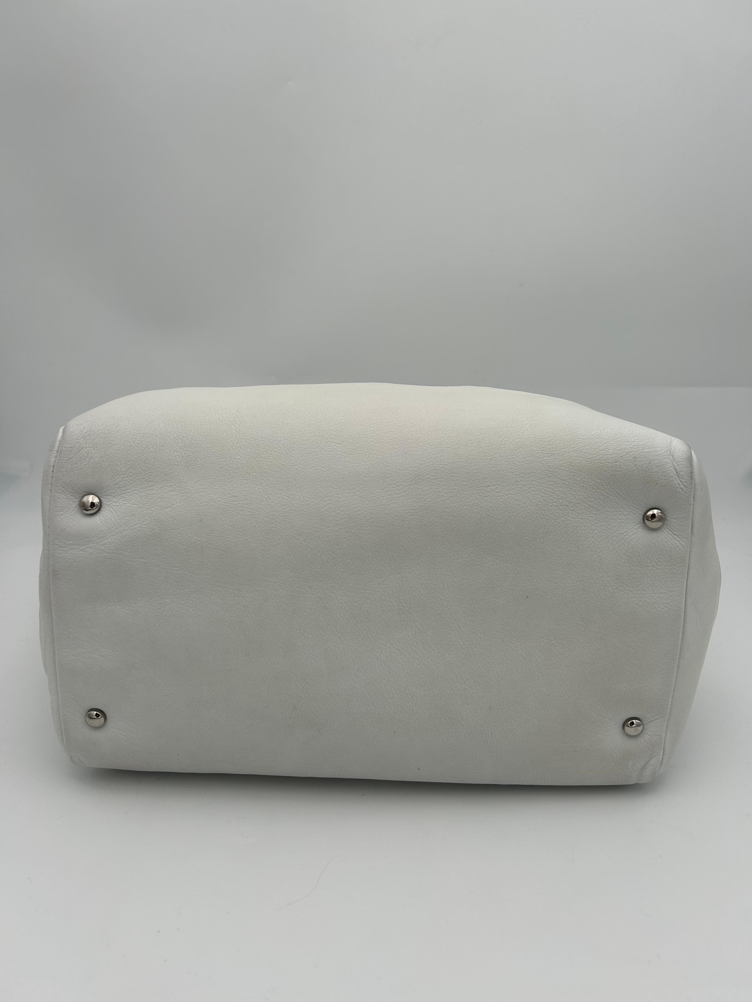 Chanel White Silver Hardware Shoulder Bag 2008-2009 For Sale 5