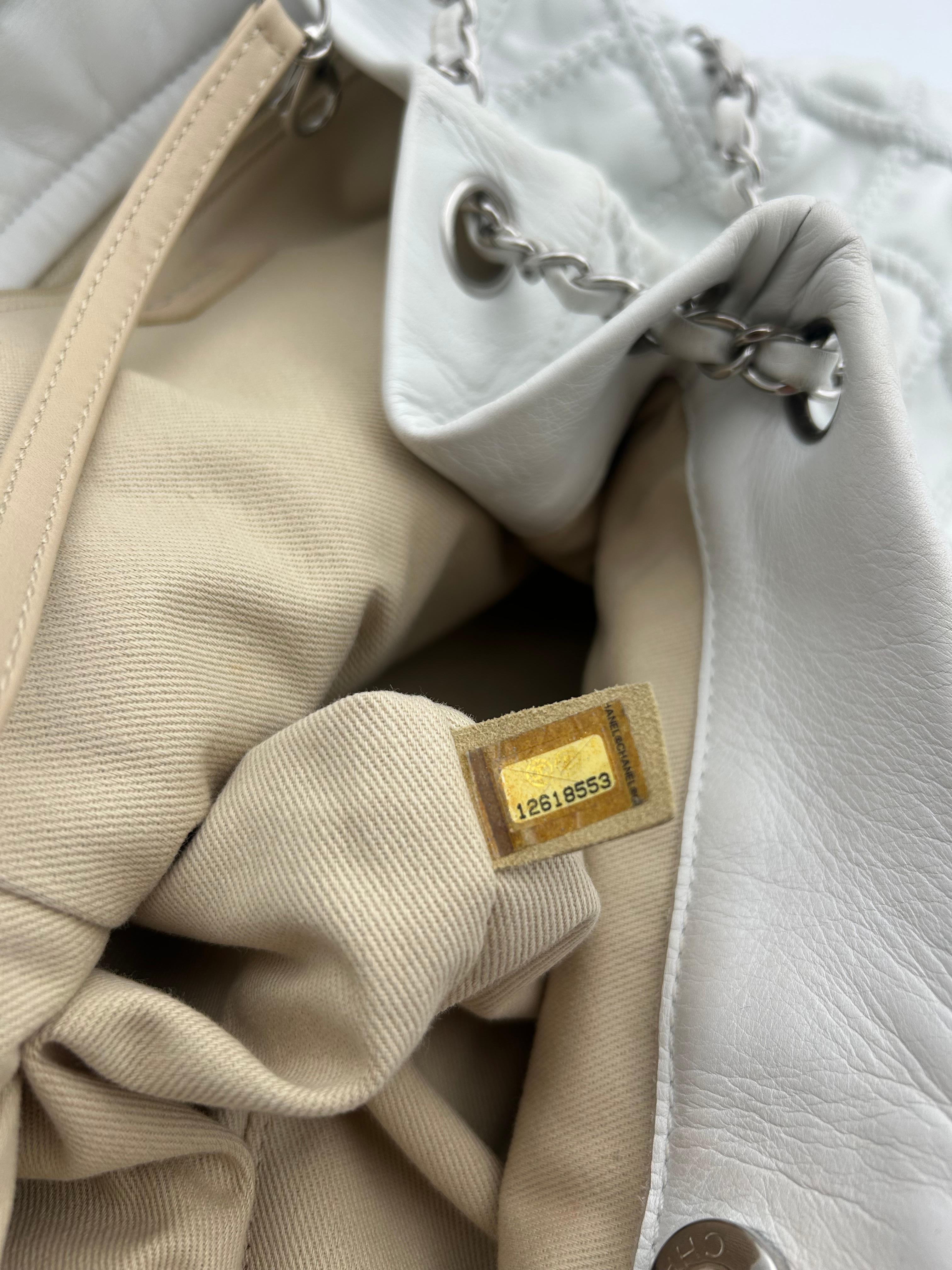Chanel White Silver Hardware Shoulder Bag 2008-2009 For Sale 7