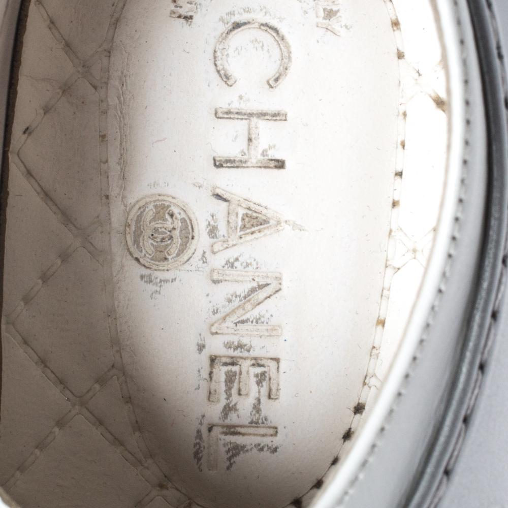 Gray Chanel White/Silver Leather And Rubber CC Cap Toe Lace Up Sneaker Size 38