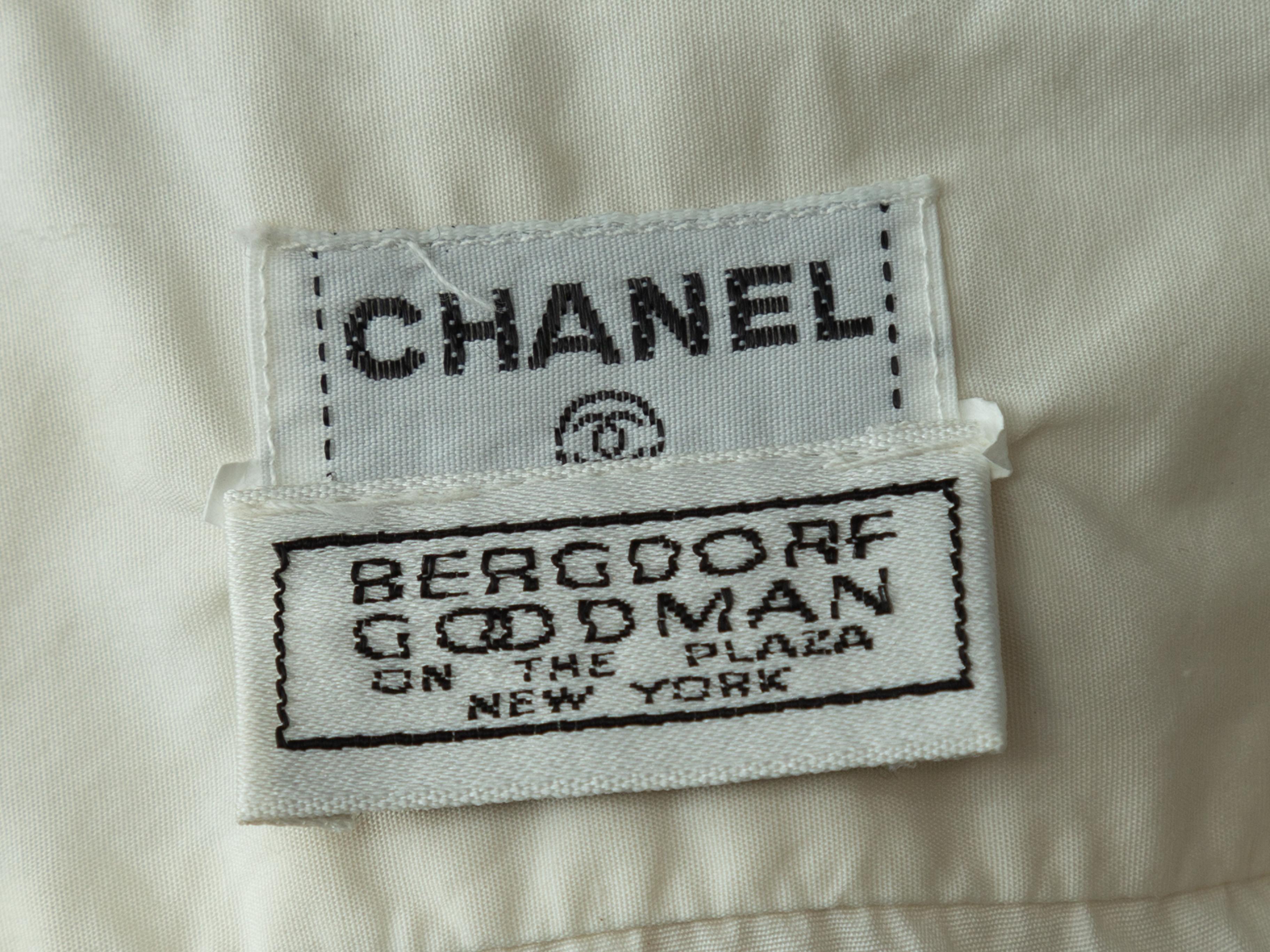 Chanel White Sleeveless Collared Top In Good Condition In New York, NY