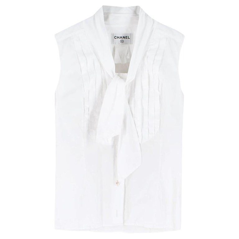 Chanel White Sleeveless Shirt Top - Size Small For Sale at 1stDibs