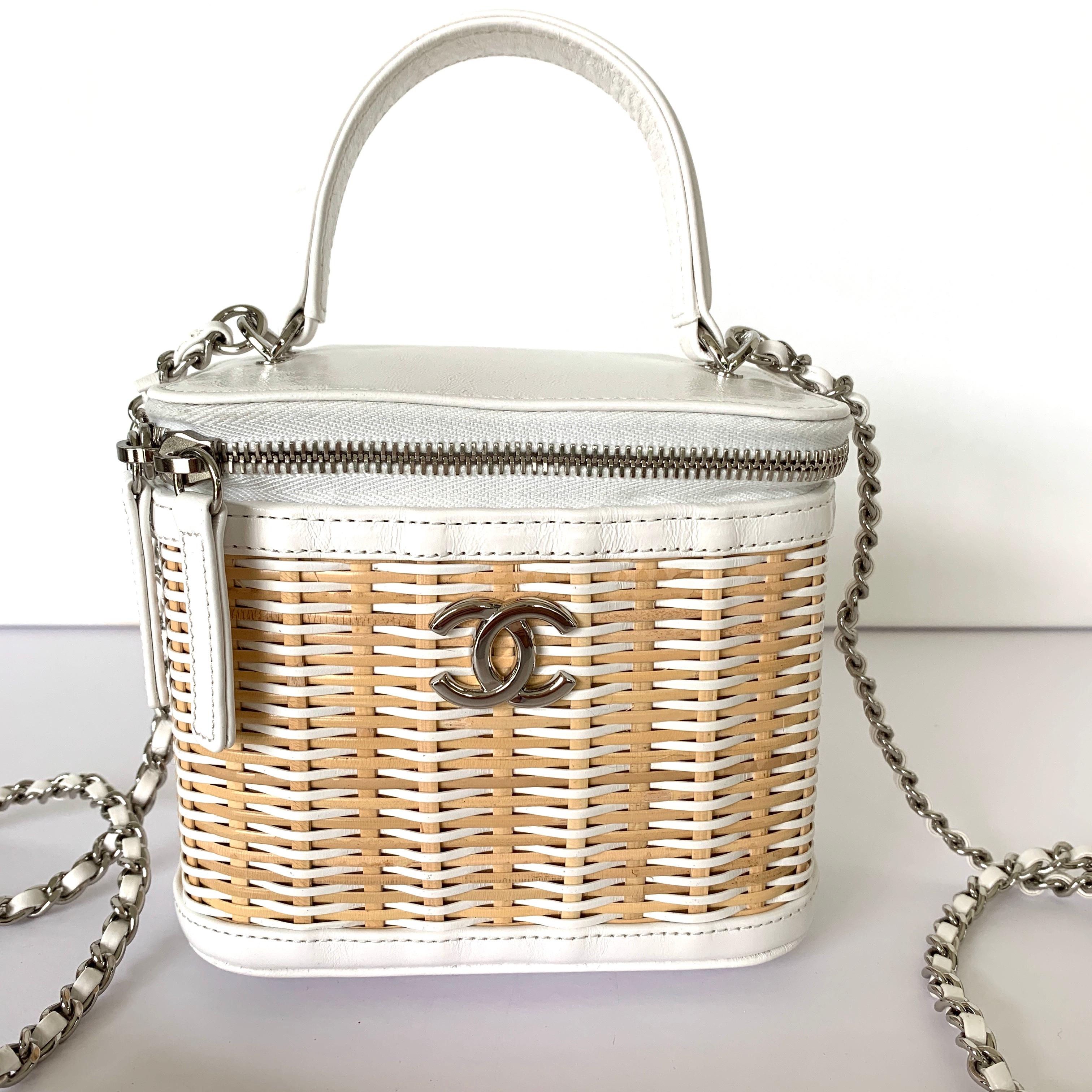 Chanel White Small Rattan Vanity Case Silver Hardware 2