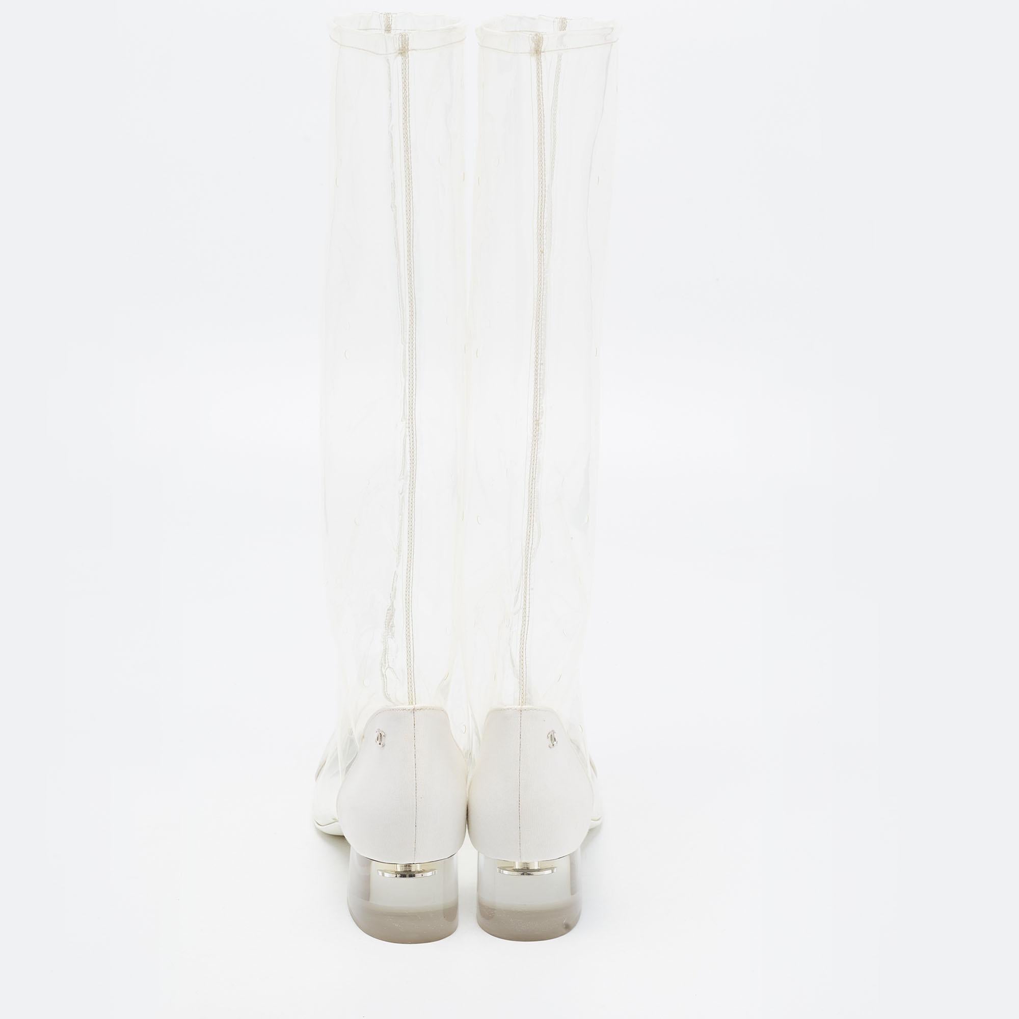 Chanel White/Transparent Canvas and PVC Midcalf Boots Size 38 In Good Condition In Dubai, Al Qouz 2