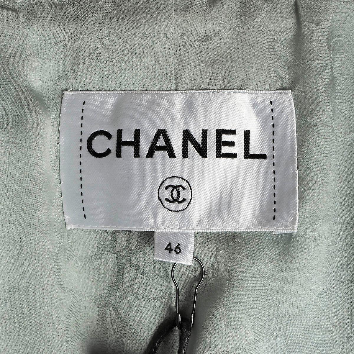 CHANEL white & turquoise 2019 19C LA PAUSA SEQUIN TWEED Jacket L For Sale 3
