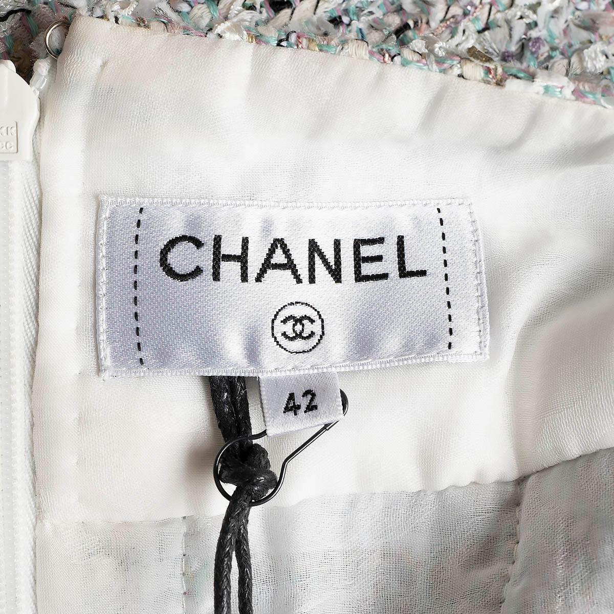 CHANEL white & turquoise cotton 2019 19C LA PAUSA SEQUIN TWEED MINI Skirt 42 L For Sale 3